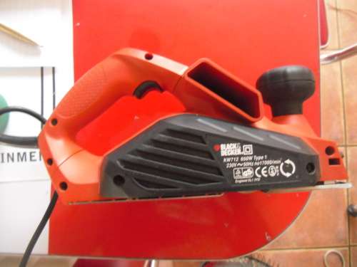 BLACK & DECKER PLANER
